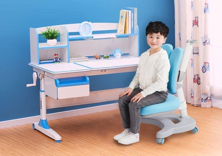 Bàn học chống gù Tomhouse